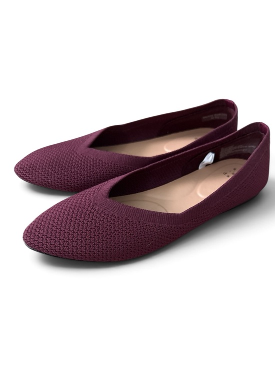 a new day Shoes - A New Day brand knit flats in a pointed toe style-burgundy color Size 8.5